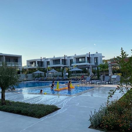Olea Luxury Apartments Nikiti  Exterior photo